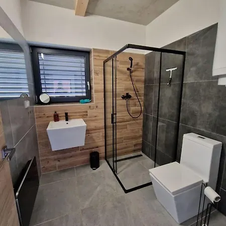 Relax Lipno- U Plaze Windy Point Apartment *